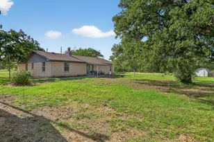 711 Oak Forest, Marble Falls, TX 78654 - Photo 18