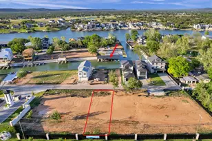 4 Lake St, Kingsland, TX 78639 - Photo 1