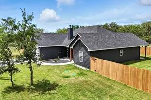 1515 Green Valley Ln, Granite Shoals, TX 78654 - Photo 2