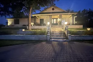 505 Avenue E, Marble Falls, TX 78654 - Photo 4