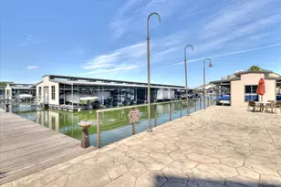 101 W Bank, Horseshoe Bay, TX 78657 - Photo 22