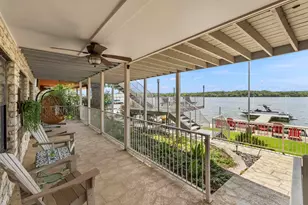 108 S Waterway Dr, Kingsland, TX 78639 - Photo 4