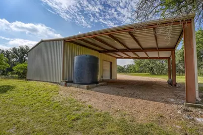 1050 Twisted Oak, Horseshoe Bay, TX 78657 - Photo 22