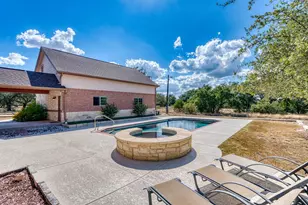 1050 Twisted Oak, Horseshoe Bay, TX 78657 - Photo 16