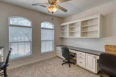 1050 Twisted Oak, Horseshoe Bay, TX 78657 - Photo 4