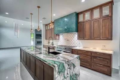 405 Bay West Blvd, Horseshoe Bay, TX 78657 - Photo 8