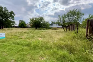 839 Aspen Ln, Cottonwood Shores, TX 78654 - Photo 1