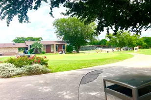 149 Broadmoor, Meadowlakes, TX 78654 - Photo 16