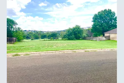 149 Broadmoor, Meadowlakes, TX 78654 - Photo 1