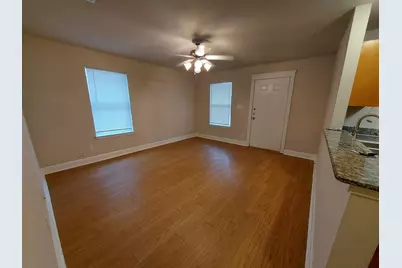 1507A Claremont, Marble Falls, TX 78654 - Photo 4