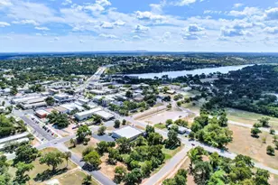 307 Avenue K, Marble Falls, TX 78654 - Photo 10