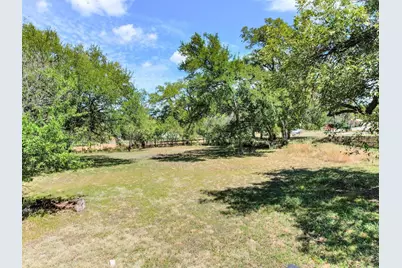 307 Avenue K, Marble Falls, TX 78654 - Photo 6