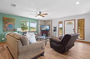 901 Timber Ridge Rd, Marble Falls, TX 78654 - Photo 8