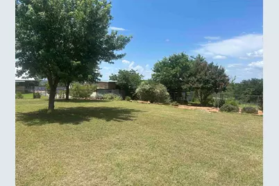 1109 Ashley Avenue, Llano, TX 78643 - Photo 28