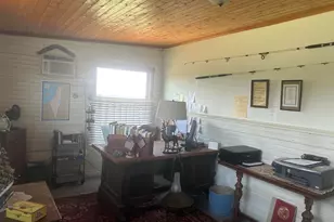 1109 Ashley Ave, Llano, TX 78643 - Photo 16