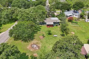 201 Bronco Dr, Burnet, TX 78611 - Photo 26