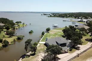 100 Palm Cove, Buchanan Dam, TX 78609 - Photo 2