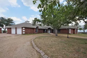 618 Cedar, Buchanan Dam, TX 78609 - Photo 4