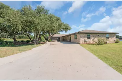 208 Iris Ln, Buchanan Dam, TX 78609 - Photo 30