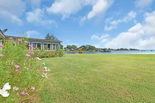 208 Iris Ln, Buchanan Dam, TX 78609 - Photo 2