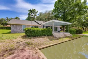 214 Island Lodges Dr, Buchanan Dam, TX 78609 - Photo 18