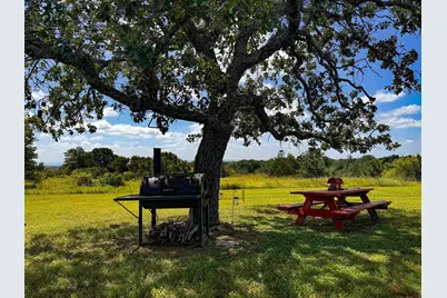 384 Wild Oak Drive, Llano, TX 78643 - Photo 2