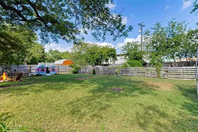 508 Ave G, Marble Falls, TX 78654 - Photo 20