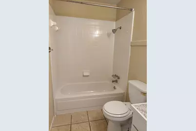 1107 Broadway, Marble Falls, TX 78654 - Photo 6