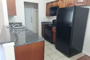 708 B Claremont, Marble Falls, TX 78654 - Photo 8