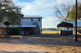 321 Bluebriar Ln, Buchanan Dam, TX 78609 - Photo 2