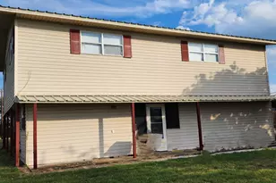 321 Bluebriar Ln, Buchanan Dam, TX 78609 - Photo 6