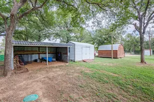 200 Munson, Tow, TX 78672 - Photo 28
