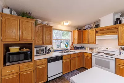 200 Munson, Tow, TX 78672 - Photo 6