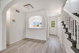 108 Lachite C-290, Horseshoe Bay, TX 78657 - Photo 2