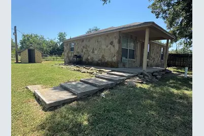 200 N 7th Street, Lometa, TX 76853 - Photo 2