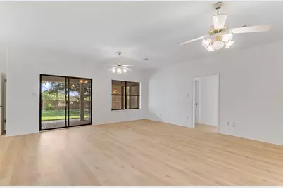 405 E Granite, Llano, TX 78643 - Photo 10