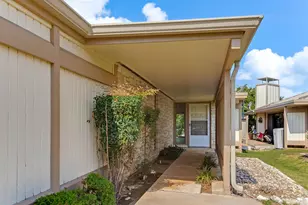 1406 Broken Hills, Horseshoe Bay, TX 78657 - Photo 2