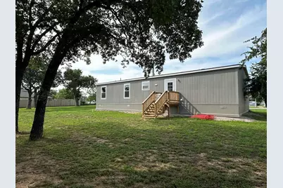 134 E Castlelake Drive, Granite Shoals, TX 78654 - Photo 4