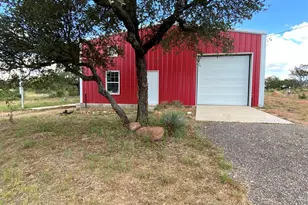 104 Ridge Rd, Burnet, TX 78611 - Photo 8
