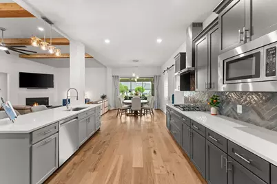 705 Spicewood Trails Dr, Spicewood, TX 78669 - Photo 12