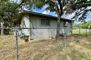 2501 W Belaire Ln, Granite Shoals, TX 78654 - Photo 4