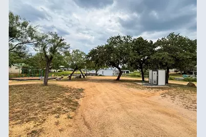 238 E Briar Street, Granite Shoals, TX 78654 - Photo 20