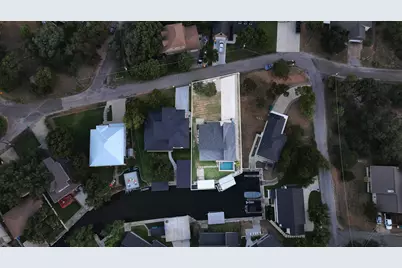 303 Robin Hood Lane, Granite Shoals, TX 78654 - Photo 2