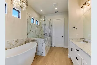 114 Captains Cove, Horseshoe Bay, TX 78657 - Photo 16