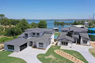 114 Captains Cv, Horseshoe Bay, TX 78657 - Photo 1