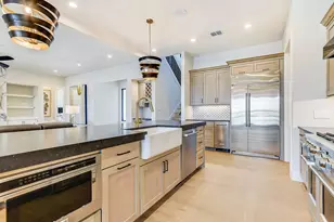 114 Captains Cv, Horseshoe Bay, TX 78657 - Photo 4