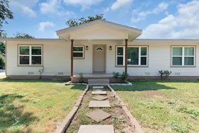 209 E Live Oak St, Burnet, TX 78611 - Photo 1