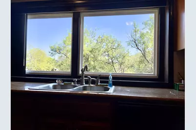 114 Lovers Lane, Kingsland, TX 78639 - Photo 12