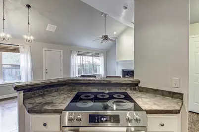 724 Cypress Ln, Cottonwood Shores, TX 78657 - Photo 12