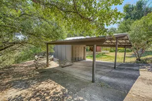 1013 Council St, Burnet, TX 78611 - Photo 30